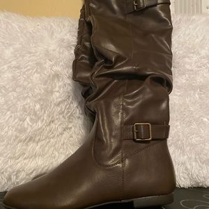 Brown boots